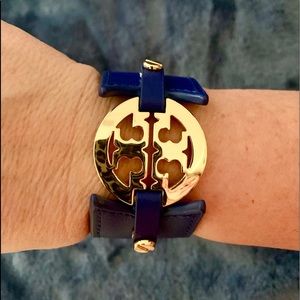 NWOT TORY BURCH REVA LOGO CUFF BRACELET